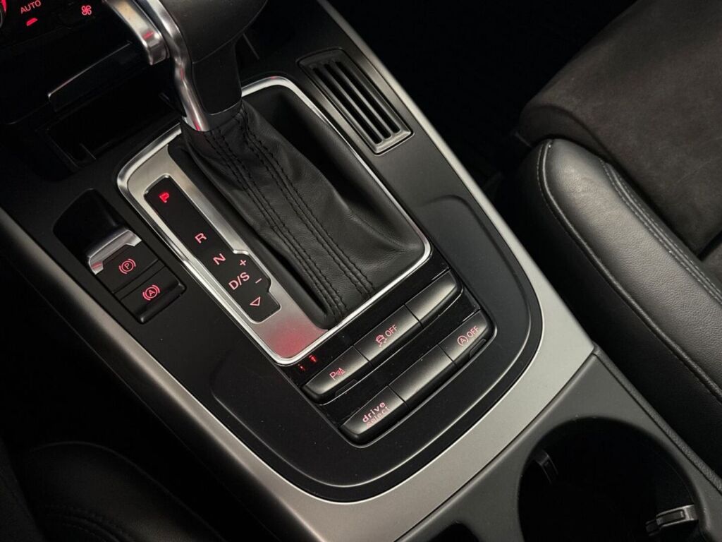 Audi A4 allroad quattro 2015 Sininen