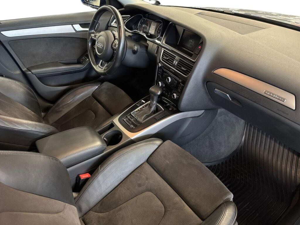 Audi A4 allroad quattro 2015 Sininen