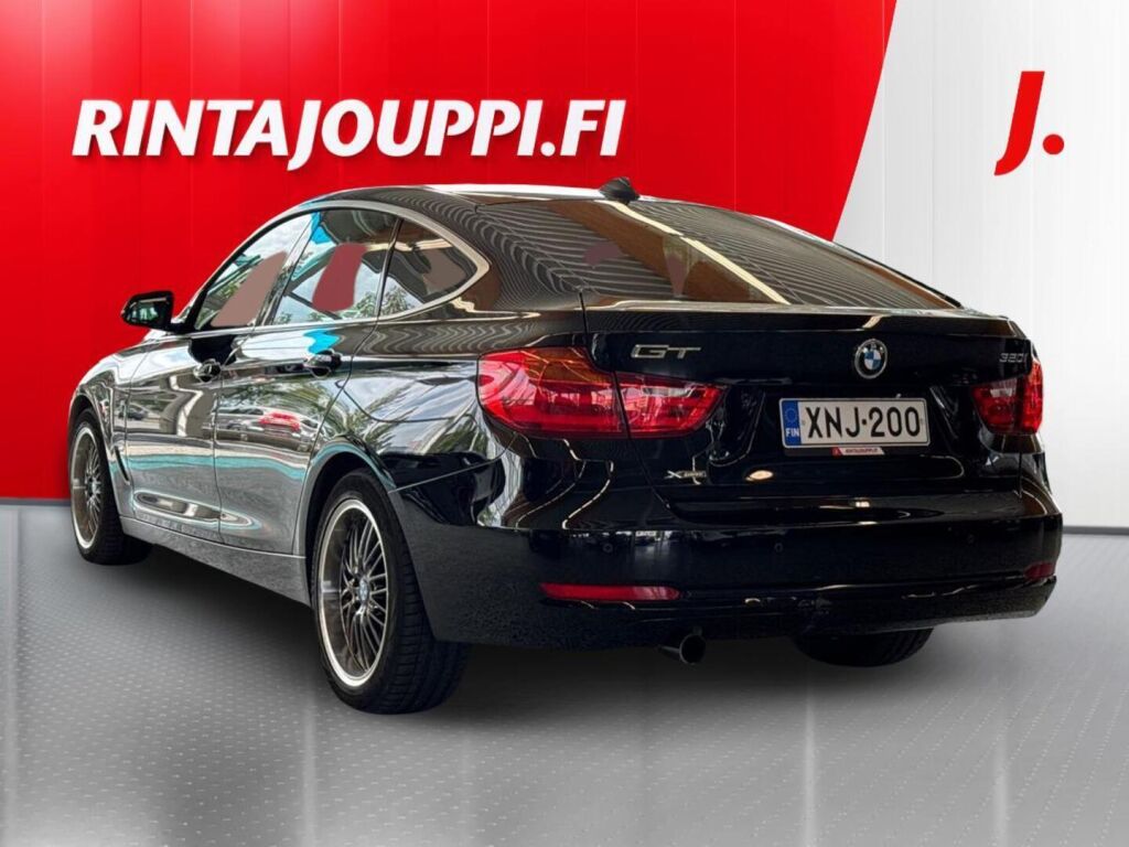 BMW 320 Gran Turismo 2015 Musta