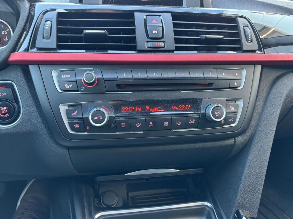 BMW 320 Gran Turismo 2014 Musta