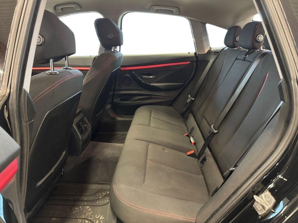 BMW 320 Gran Turismo 2014 Musta