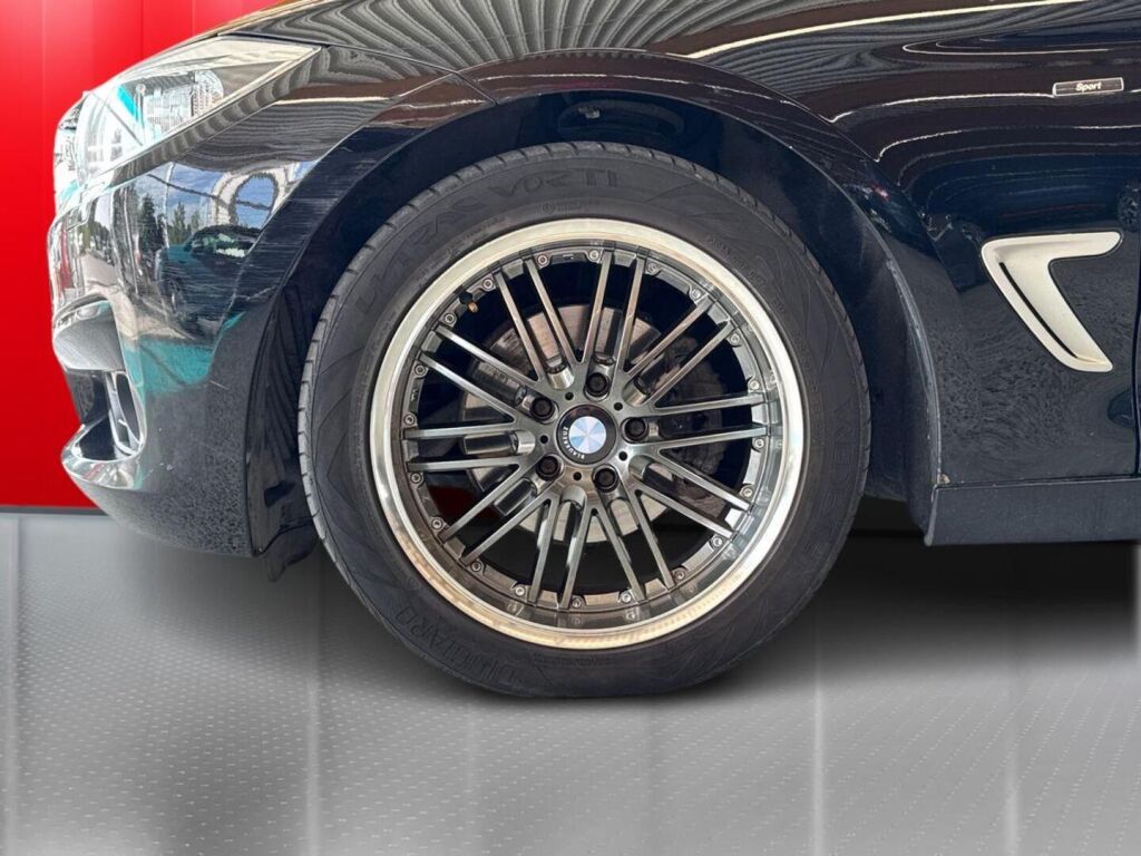 BMW 320 Gran Turismo 2015 Musta