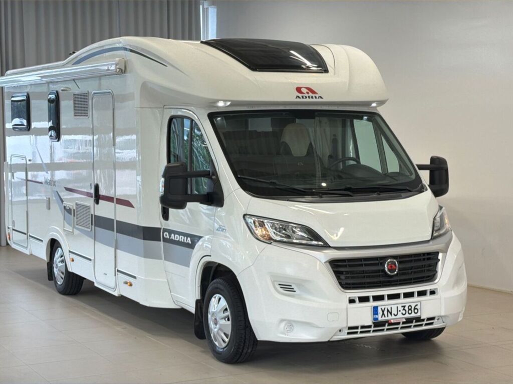 Adria Matrix 2015 Valkoinen