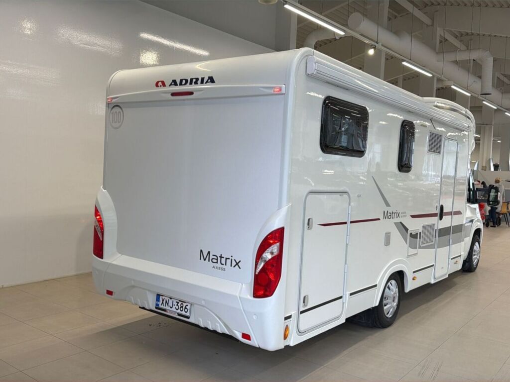 Adria Matrix 2015 Valkoinen