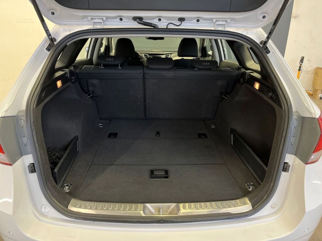 Hyundai i40 Wagon 2015 Valkoinen