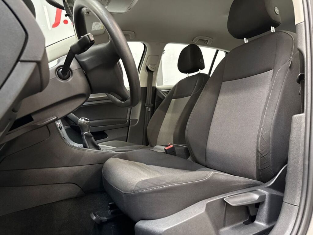 Volkswagen Golf 2014 Harmaa