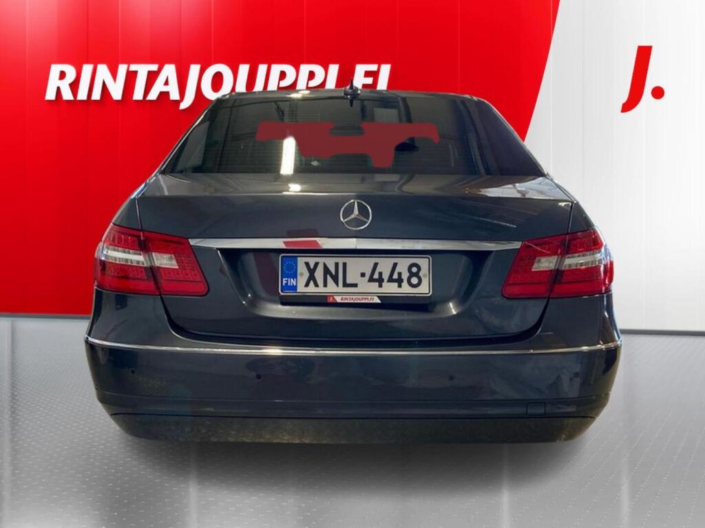 Mercedes-Benz E 2011 Harmaa