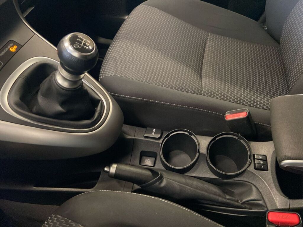 Toyota Verso 2014 Punainen