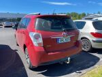 Toyota Verso 2014 Punainen
