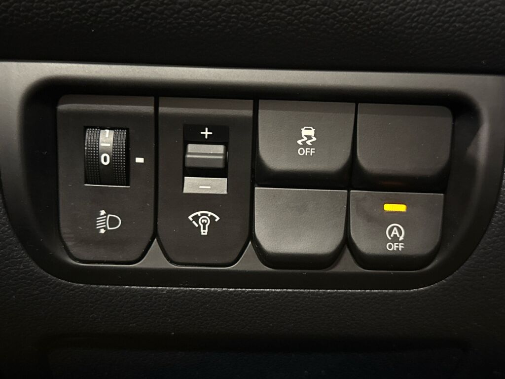 Kia Rio 2015 Valkoinen