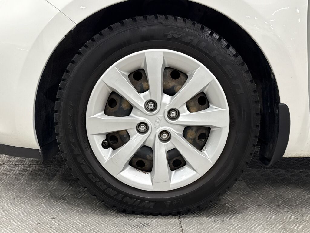 Kia Rio 2015 Valkoinen