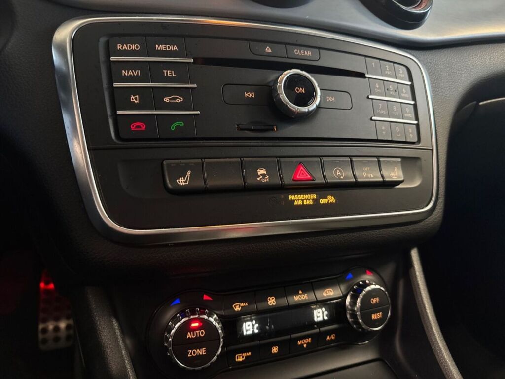 Mercedes-Benz CLA 45 AMG 2015 Punainen