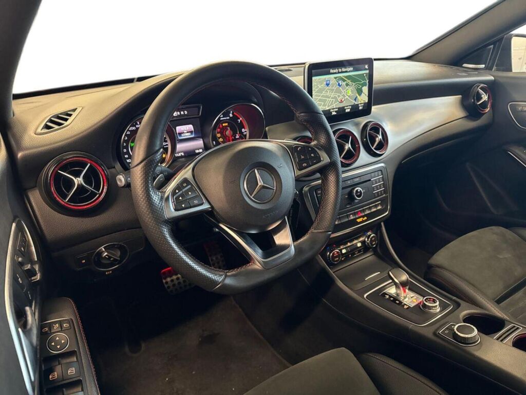 Mercedes-Benz CLA 45 AMG 2015 Punainen