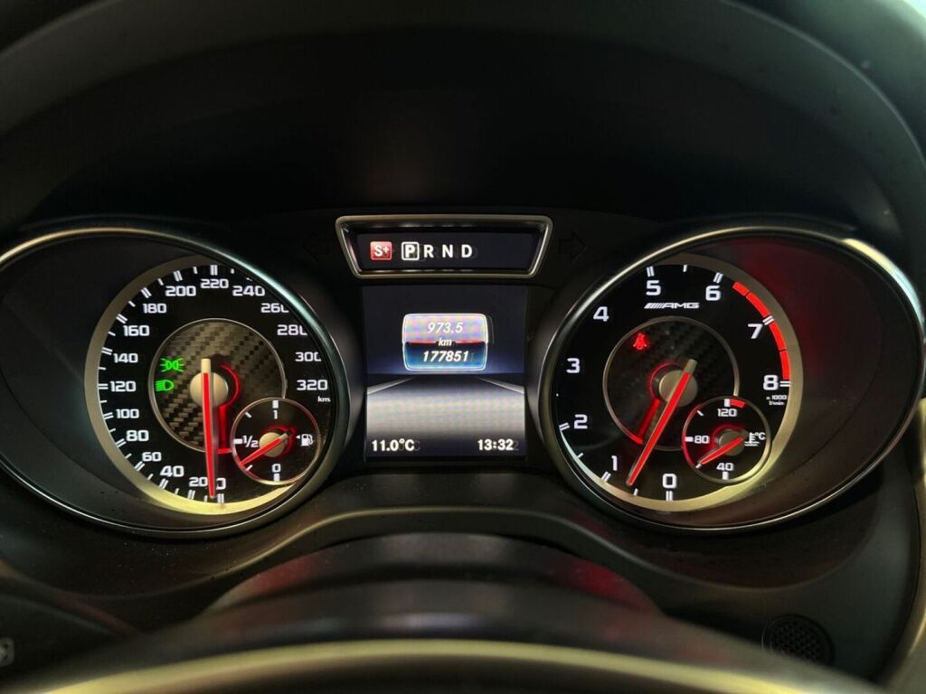 Mercedes-Benz CLA 45 AMG 2015 Punainen