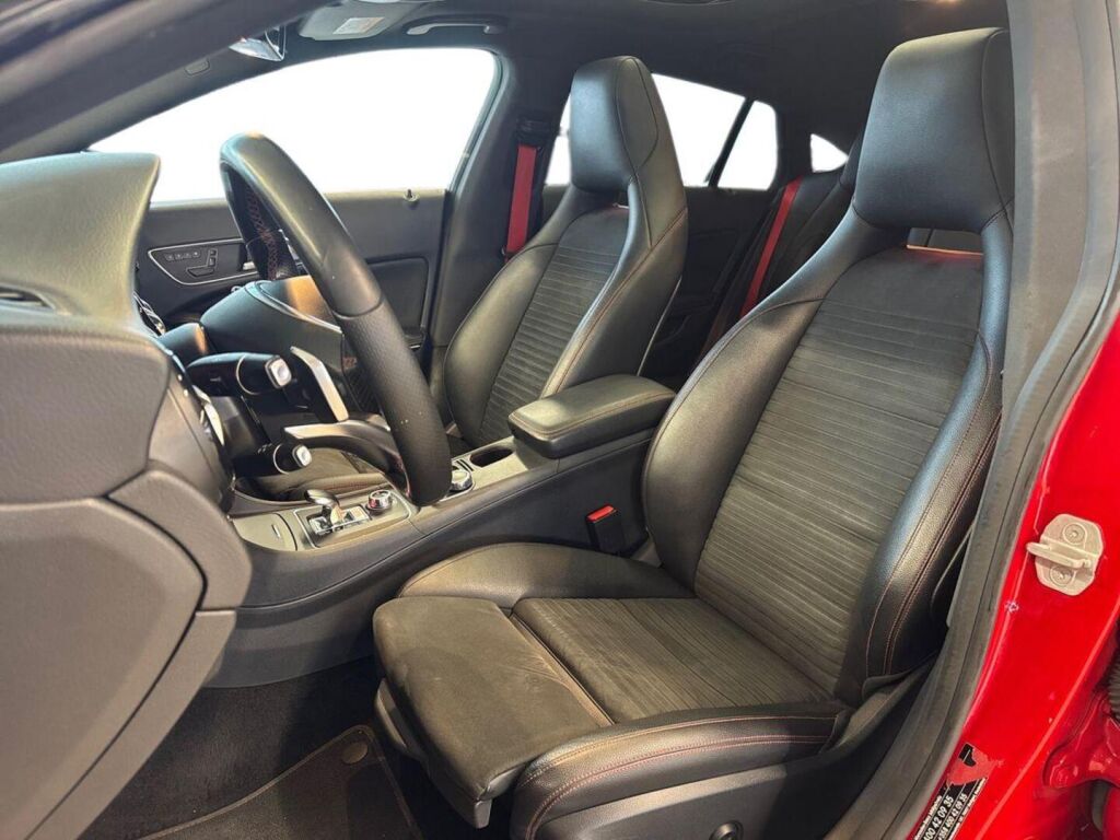 Mercedes-Benz CLA 45 AMG 2015 Punainen