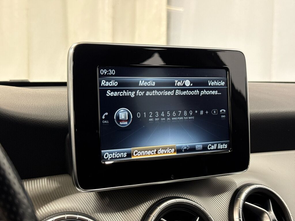 Mercedes-Benz CLA 2015 Valkoinen