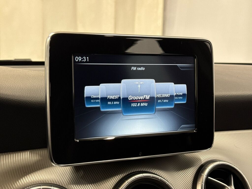 Mercedes-Benz CLA 2015 Valkoinen