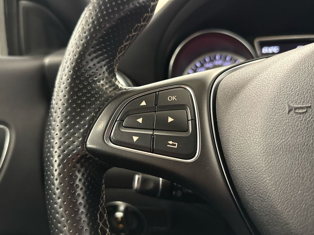 Mercedes-Benz CLA 2015 Valkoinen