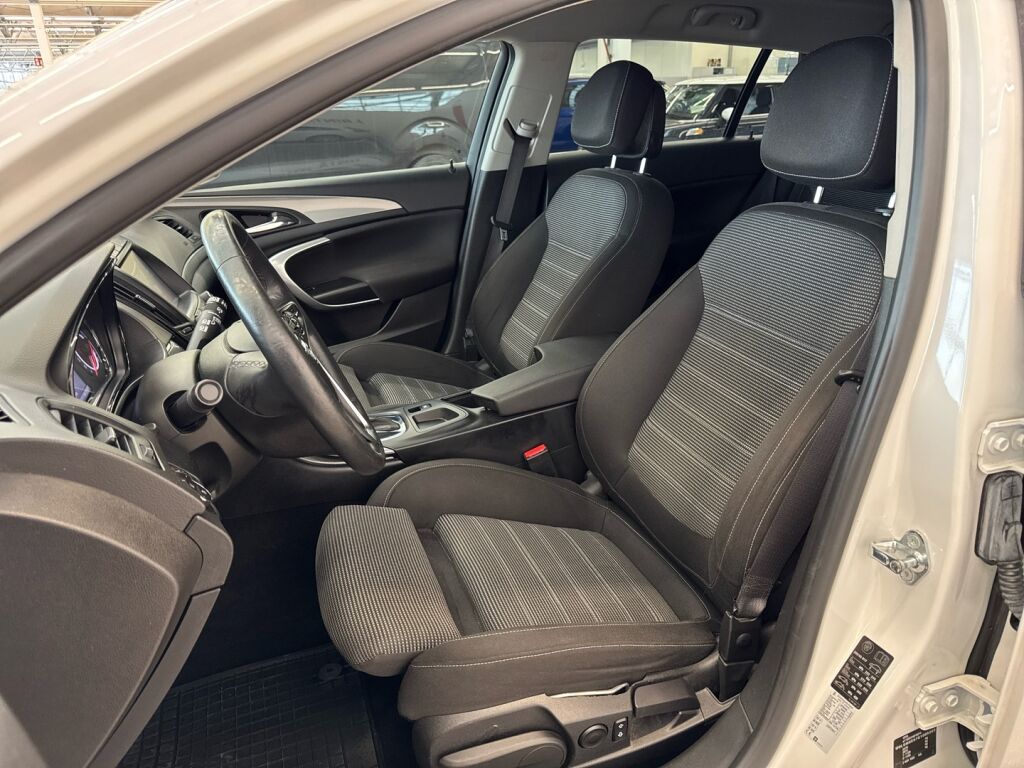 Opel Insignia 2016 Valkoinen