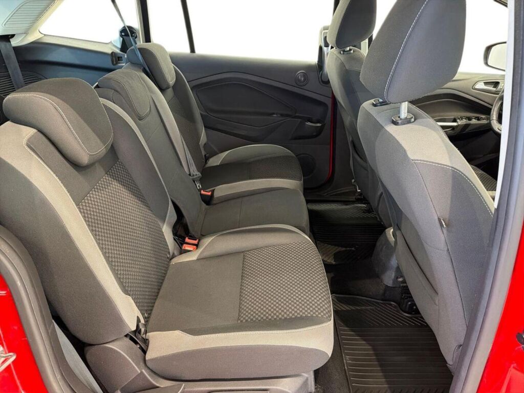 Ford Grand C-Max 2015 Punainen