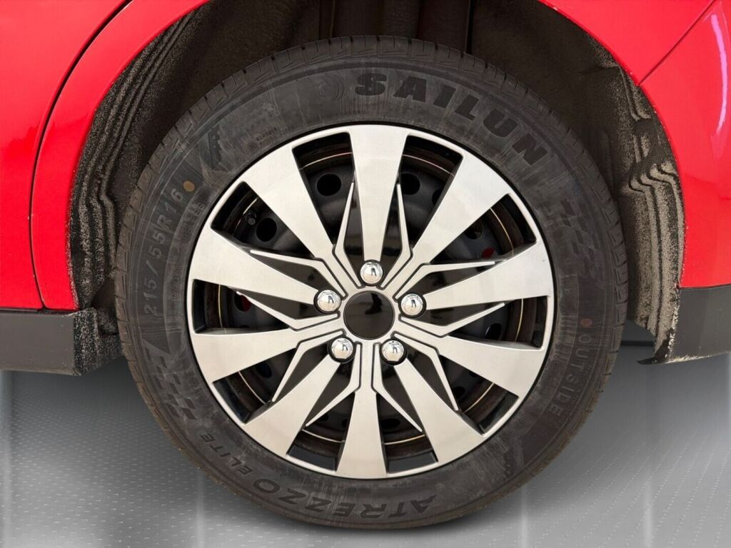 Ford Grand C-Max 2015 Punainen