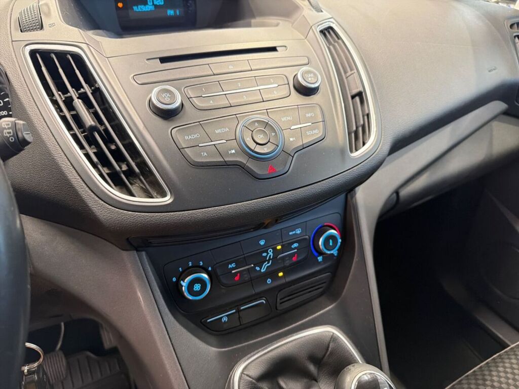 Ford Grand C-Max 2015 Punainen