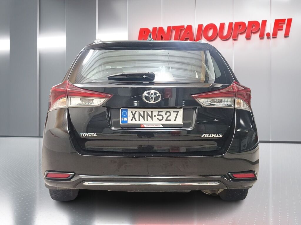 Toyota Auris 2016 Musta