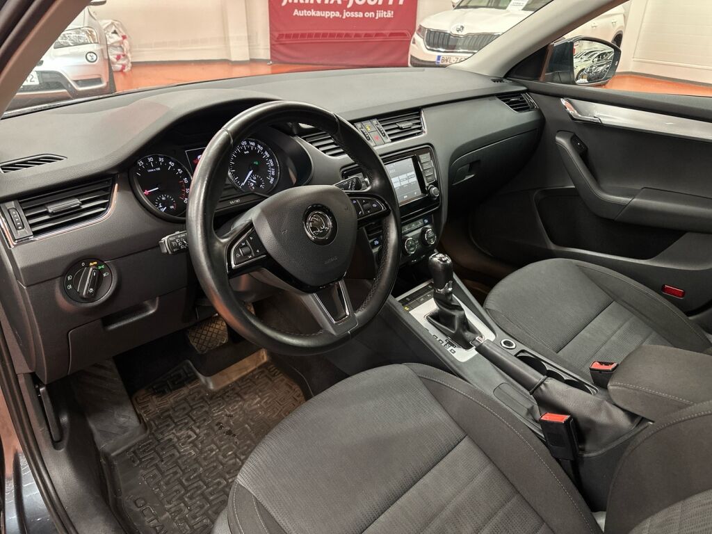 Skoda Octavia 2016 Harmaa