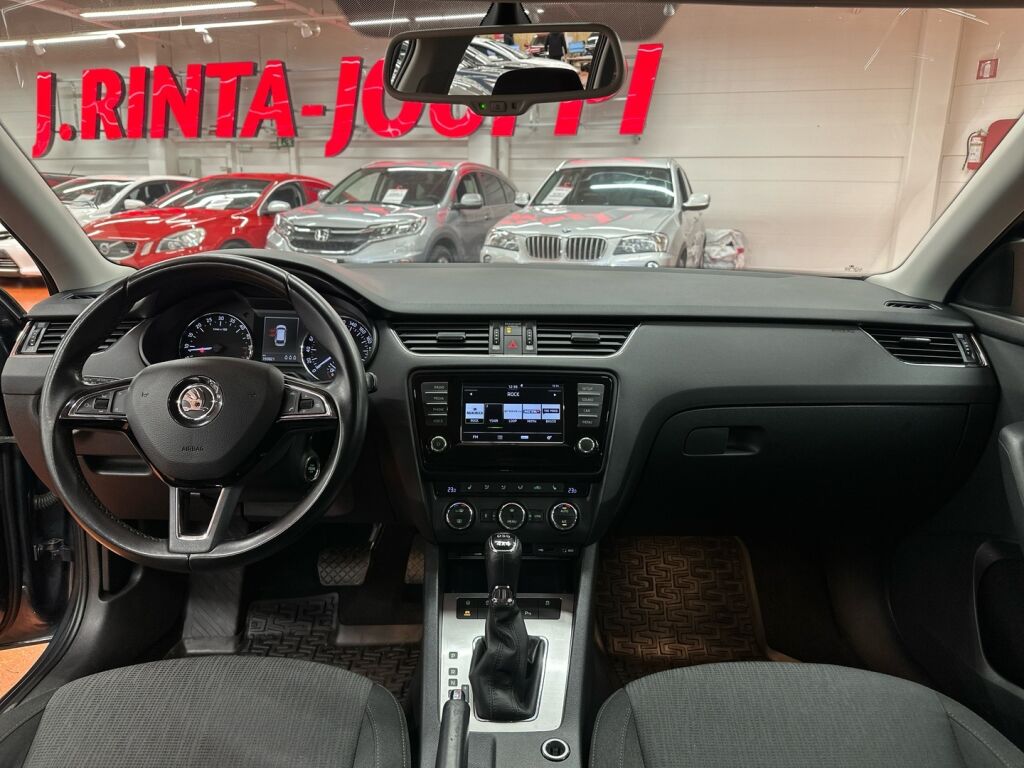 Skoda Octavia 2016 Harmaa