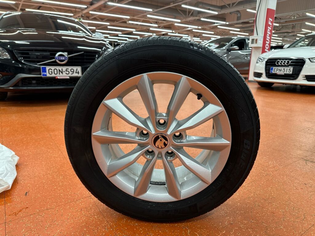 Skoda Octavia 2016 Harmaa