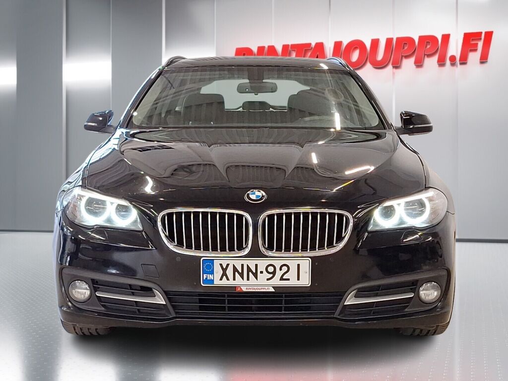 BMW 520 2017 Musta