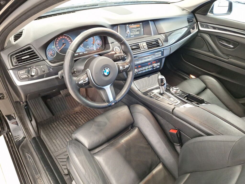 BMW 520 2017 Musta
