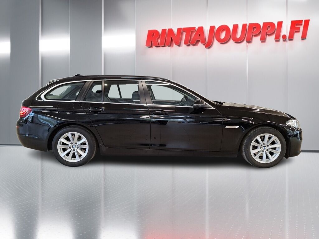 BMW 520 2017 Musta