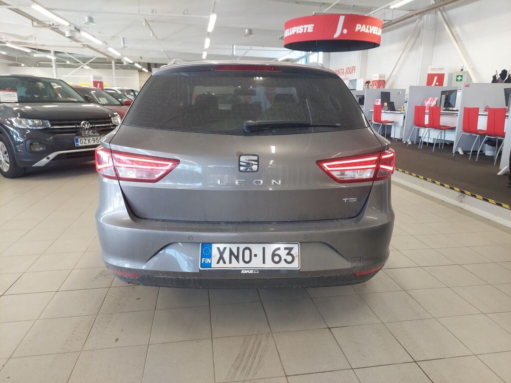 Seat Leon ST 2016 Harmaa