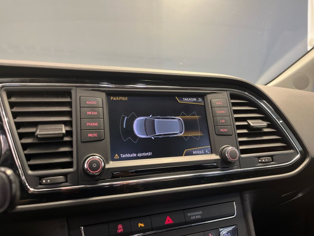 Seat Leon ST 2016 Harmaa