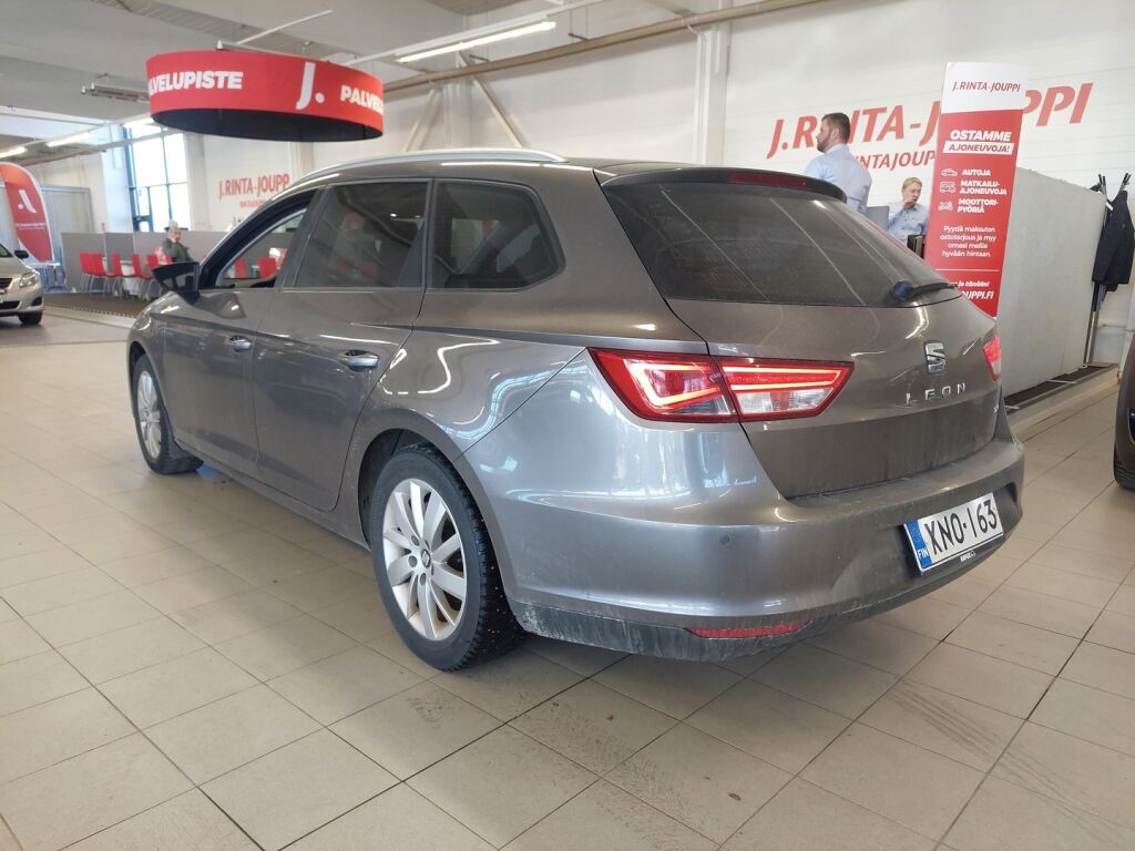 Seat Leon ST 2016 Harmaa