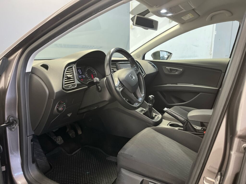 Seat Leon ST 2016 Harmaa