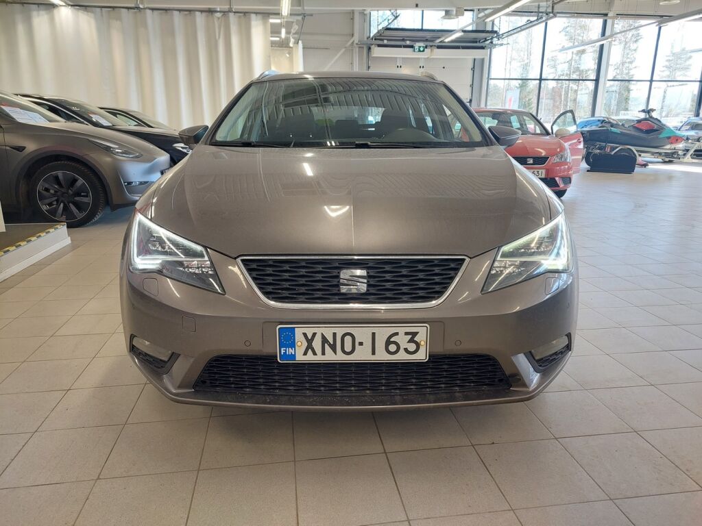 Seat Leon ST 2016 Harmaa