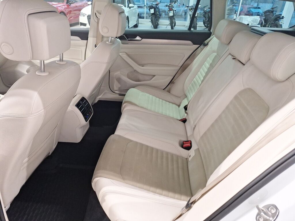 Volkswagen Passat 2016 Valkoinen