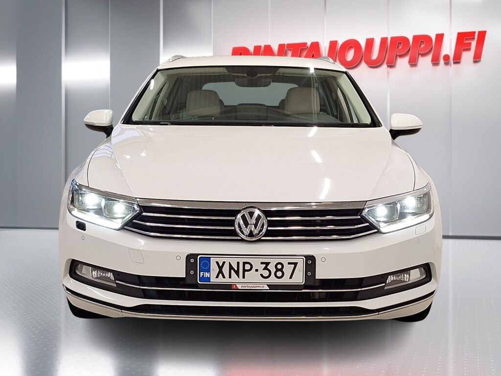 Volkswagen Passat 2016 Valkoinen