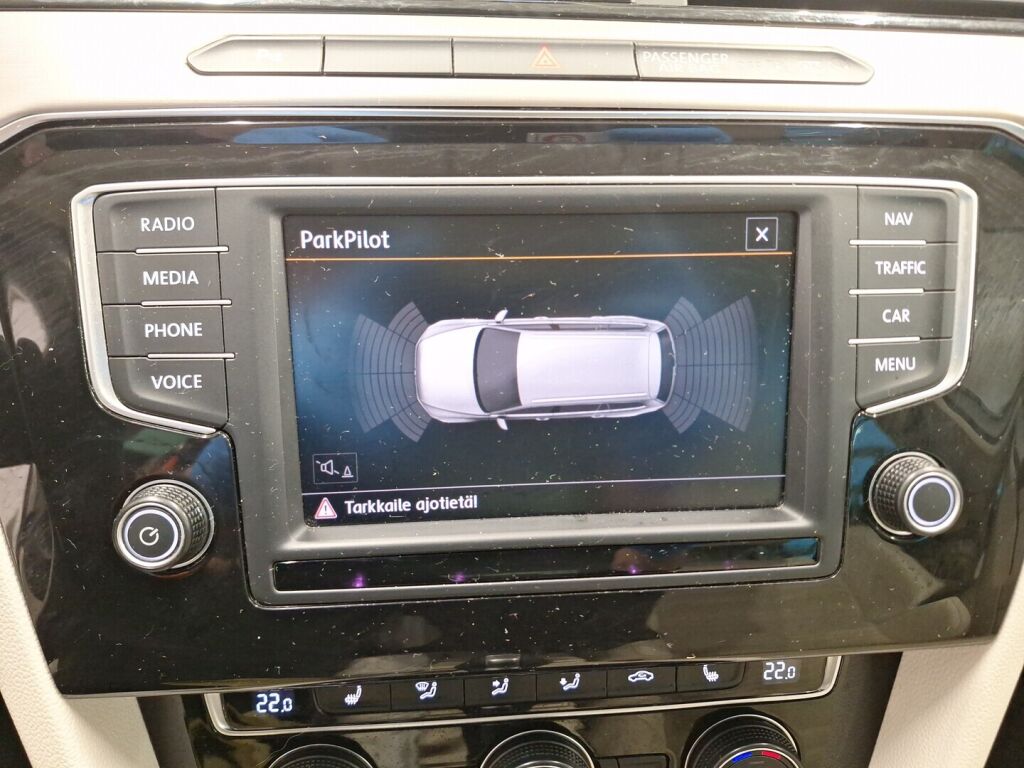 Volkswagen Passat 2016 Valkoinen