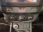 Dacia Duster 2015 Sininen
