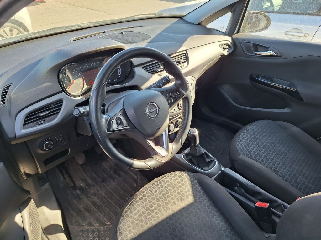 Opel Corsa 2015 Valkoinen