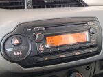 Toyota Yaris 2015 Valkoinen