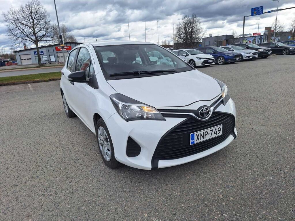 Toyota Yaris 2015 Valkoinen