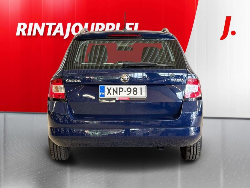 Skoda Fabia Combi 1,2 TSI 90 Active 2015, kuva 6/25
