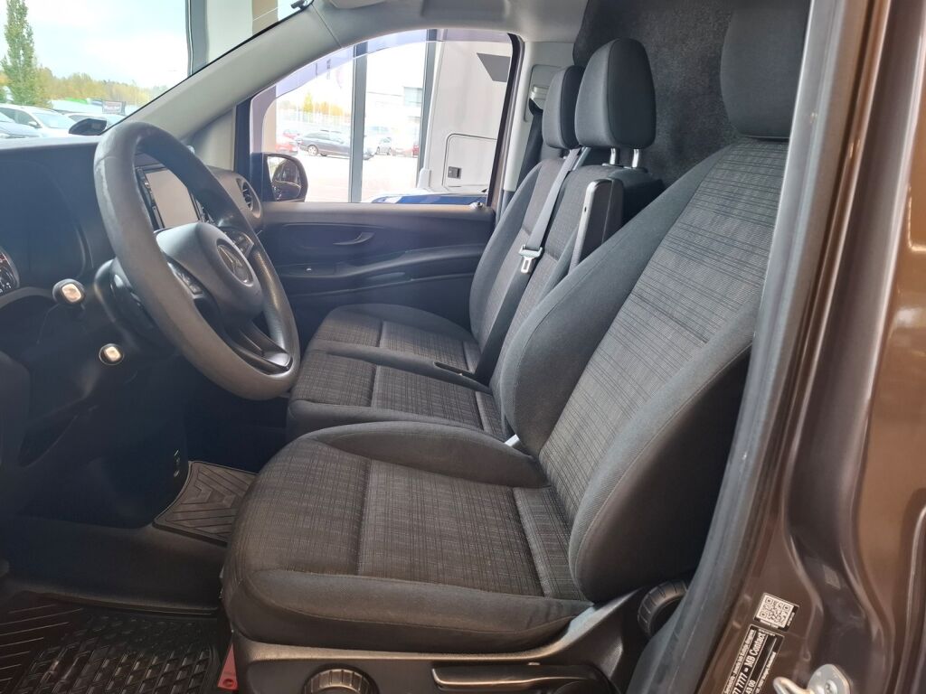 Mercedes-Benz Vito 2016 Ruskea (beige)
