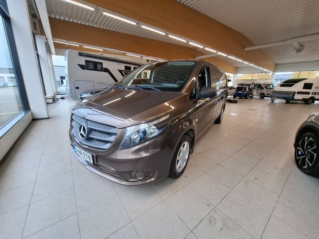 Mercedes-Benz Vito 2016 Ruskea (beige)