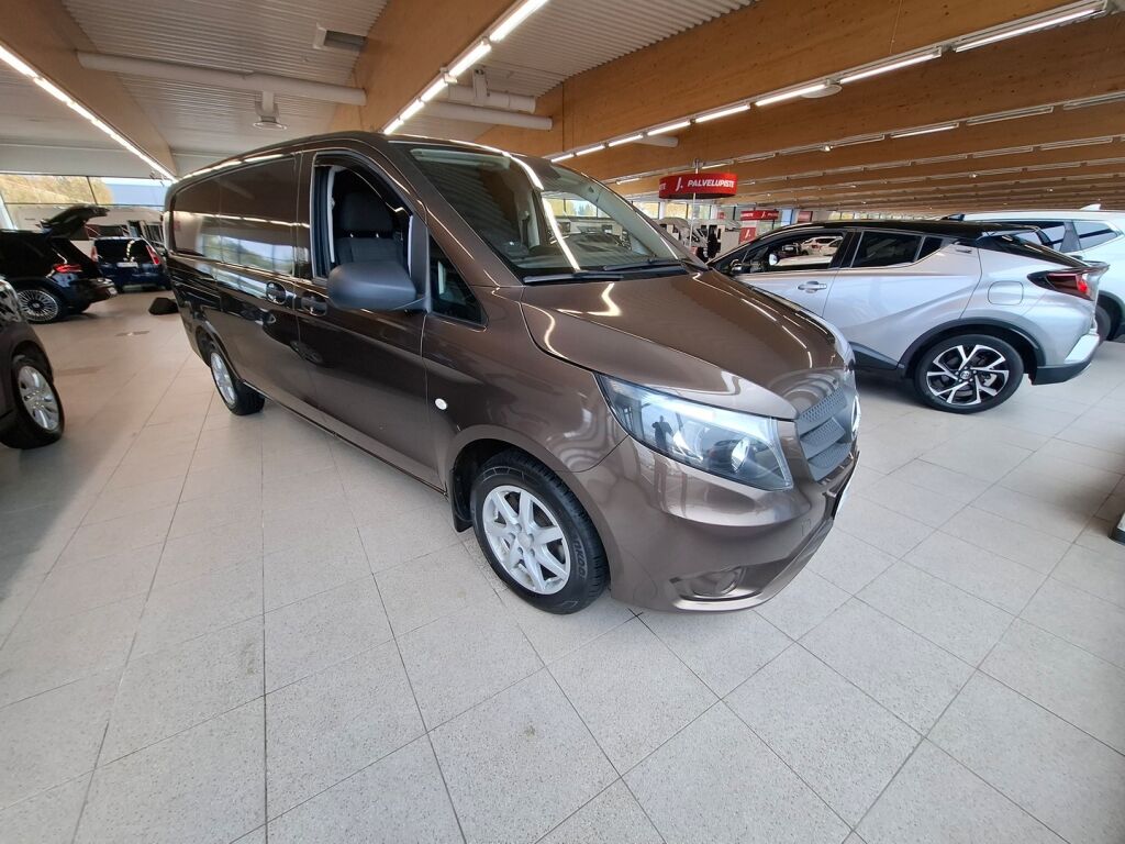 Mercedes-Benz Vito 2016 Ruskea (beige)
