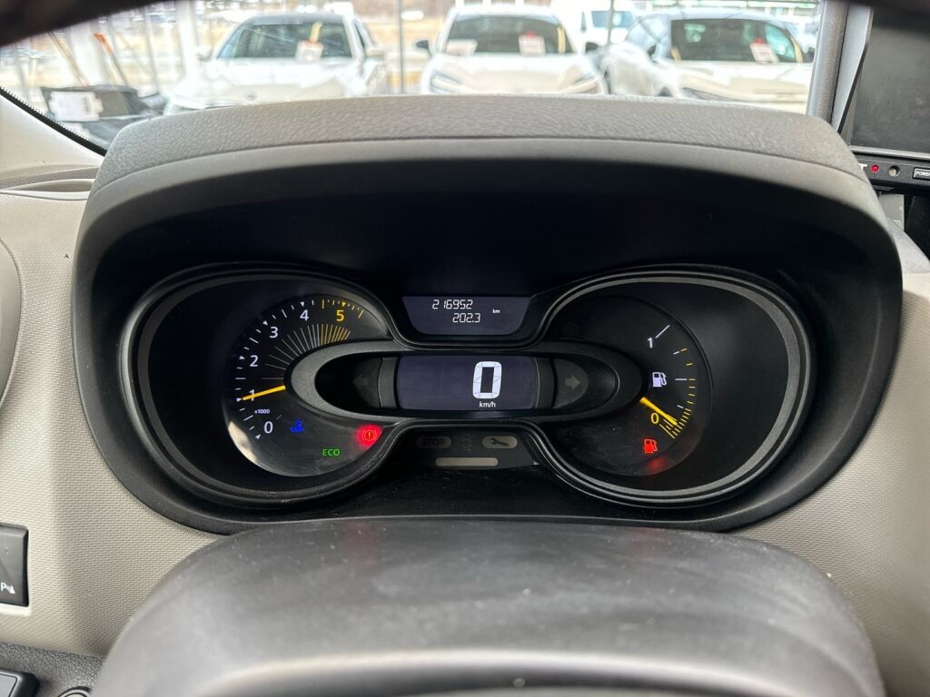 Renault Trafic 2016 Valkoinen